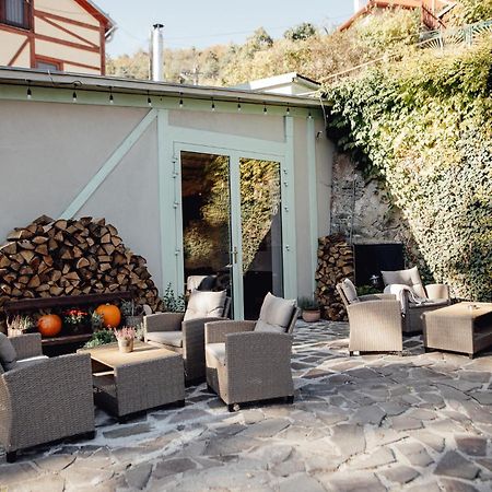 Botanicky Dvor Aparthotel Banska Stiavnica Bagian luar foto