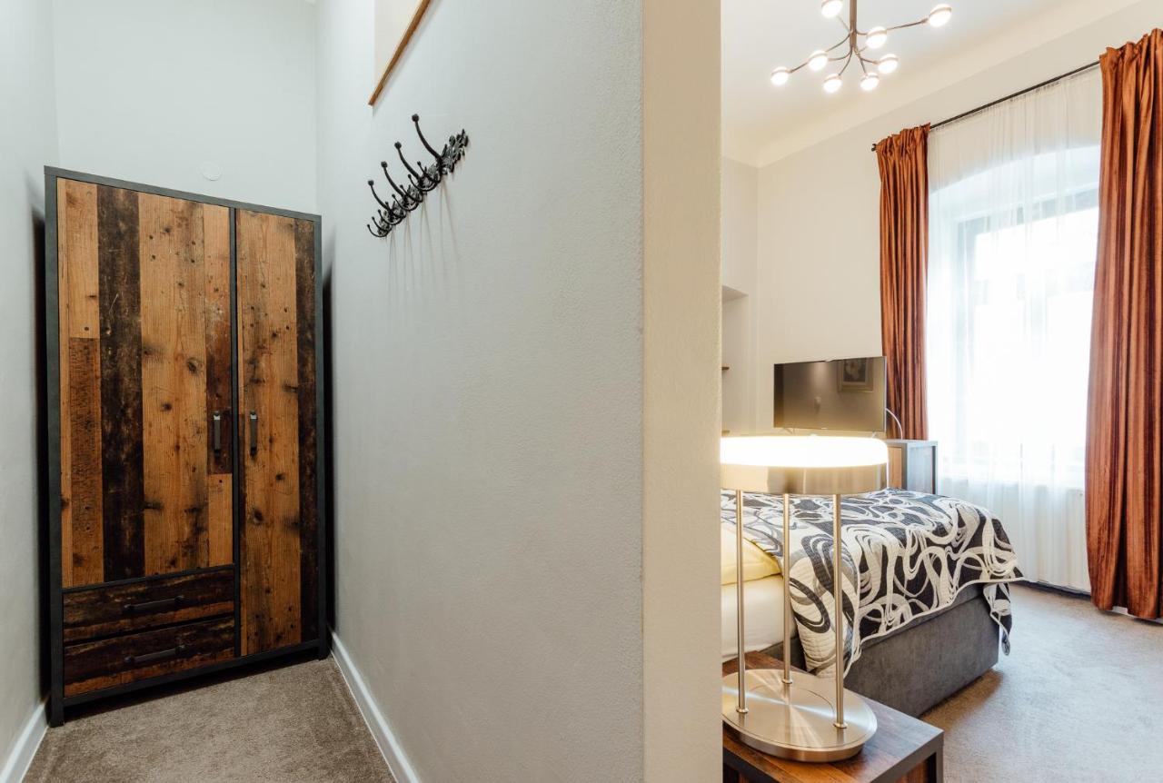 Botanicky Dvor Aparthotel Banska Stiavnica Bagian luar foto