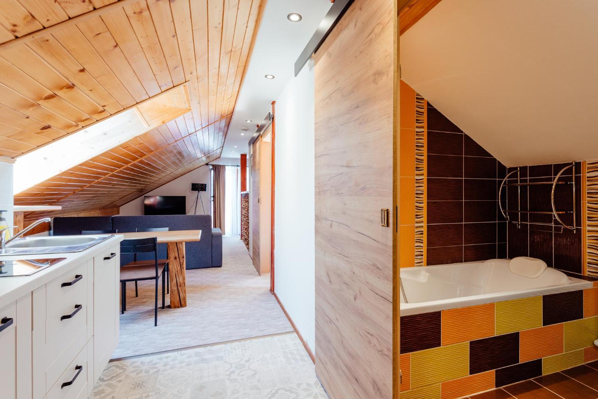 Botanicky Dvor Aparthotel Banska Stiavnica Bagian luar foto