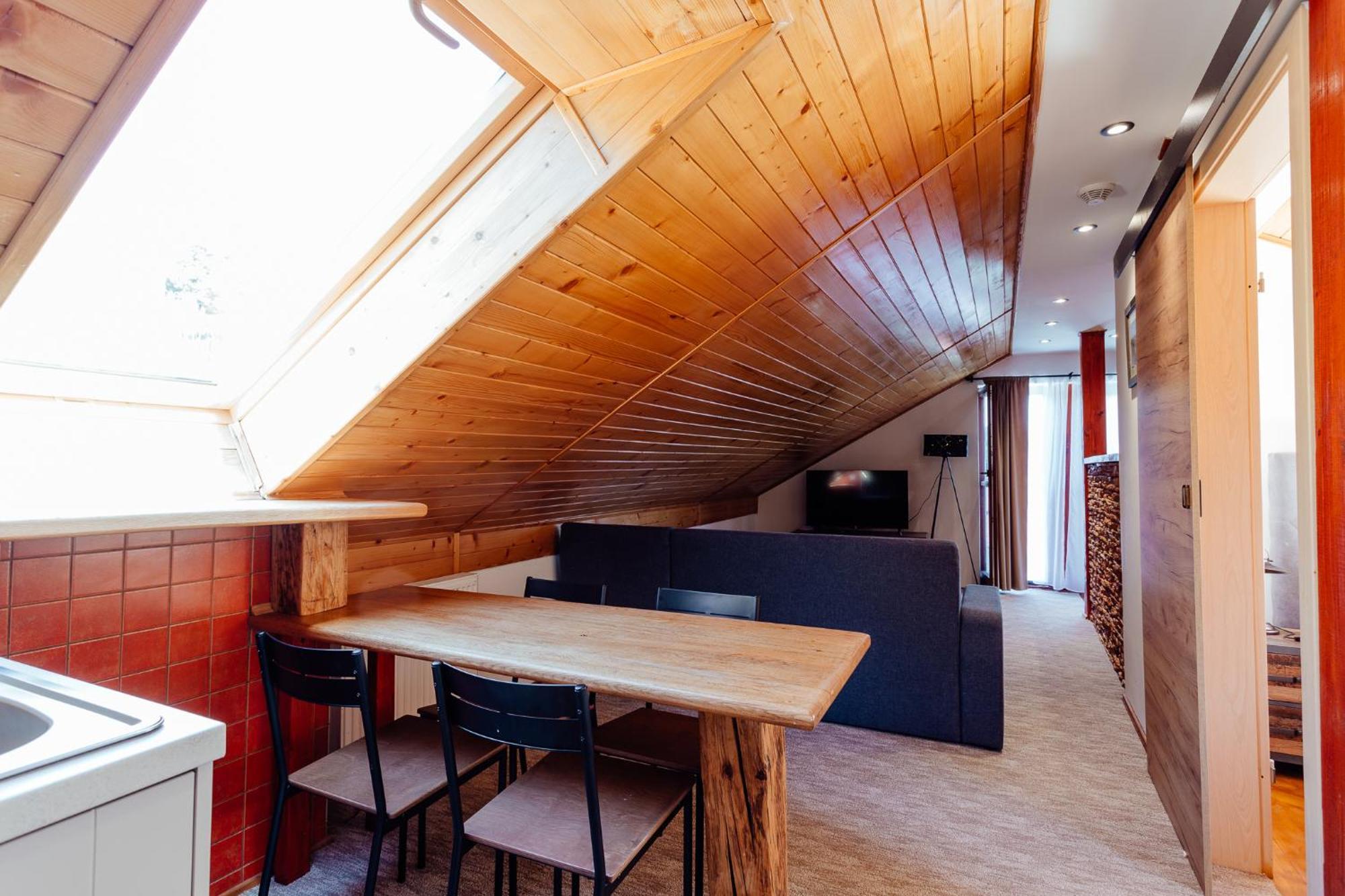 Botanicky Dvor Aparthotel Banska Stiavnica Bagian luar foto