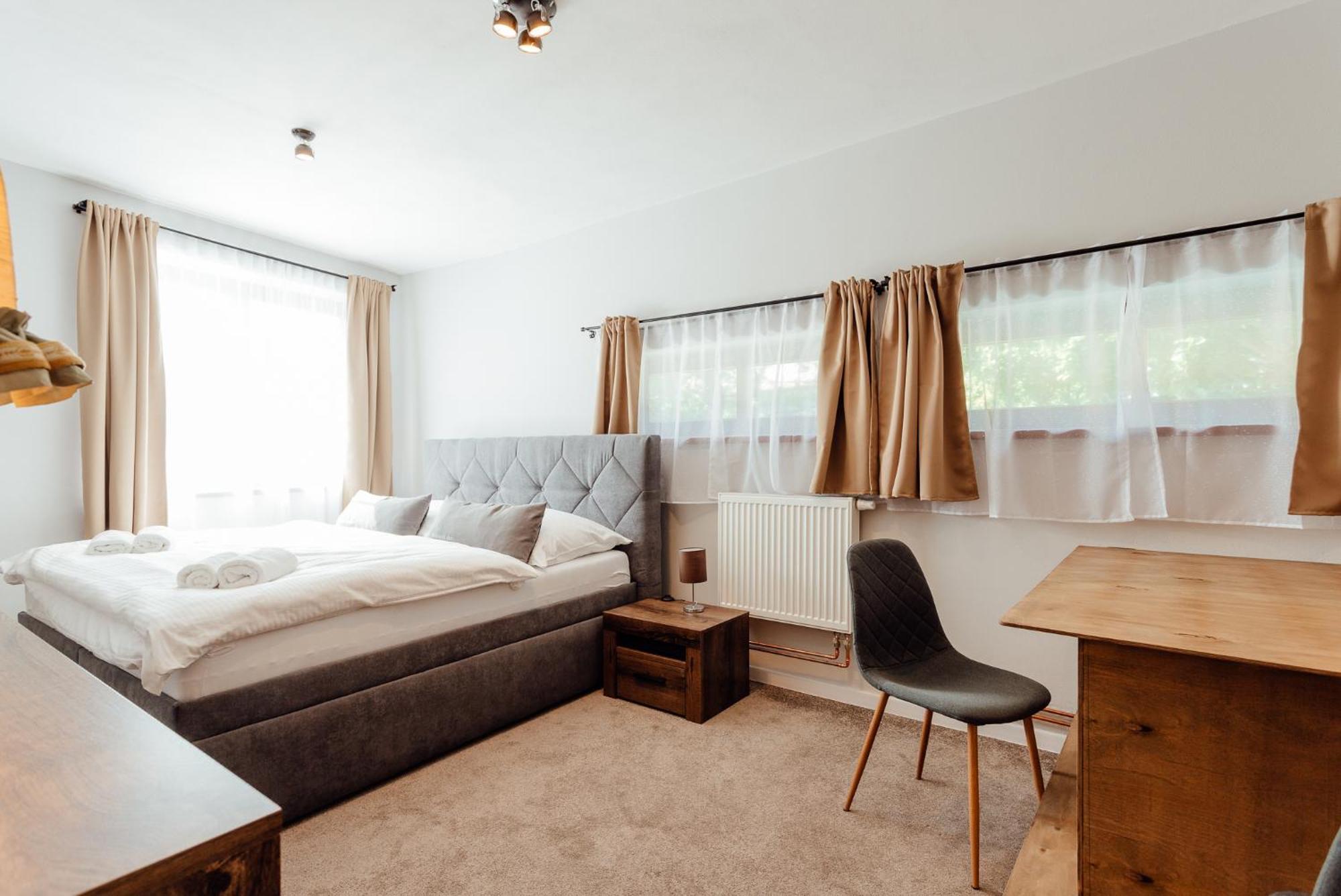Botanicky Dvor Aparthotel Banska Stiavnica Bagian luar foto